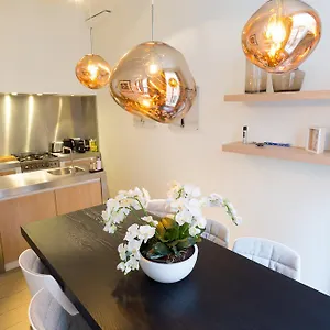 https://y-l-villa.hotelsghent.com